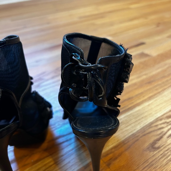 Embellished Flower Black Mesh Bootie Colin Stuart size 9 - Picture 6 of 9